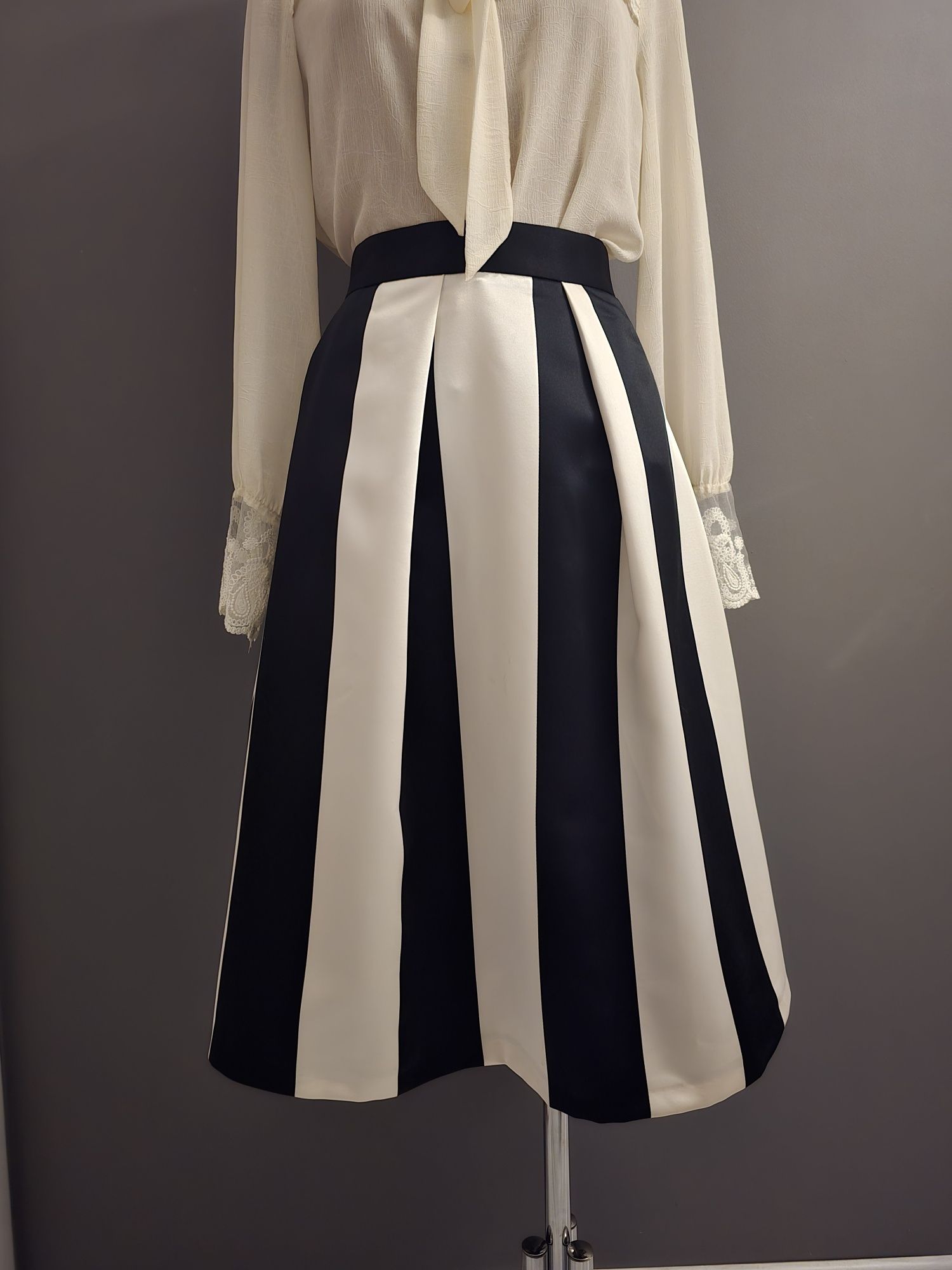 Spódnica ekskluzywna Closet rozmiar s/m