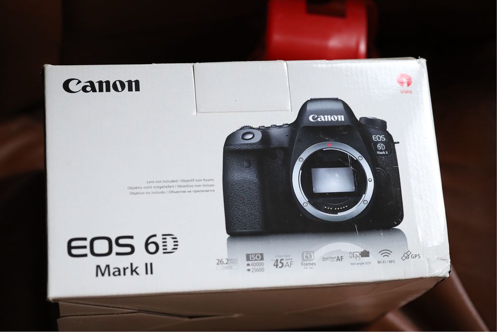Canon 6D Mark II w super stanie! Gratisy!