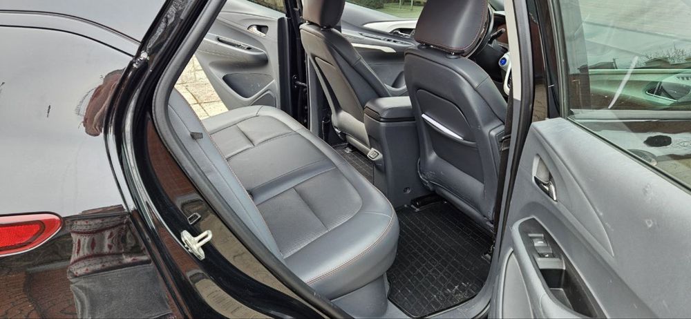 Chevrolet Bolt 2018