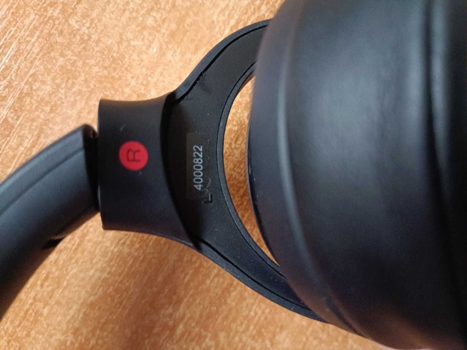 Беспроводные наушники с шумоподавлением SONY Extra Bass WH-XB900N