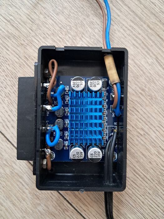 Підсилювач 30W+30W