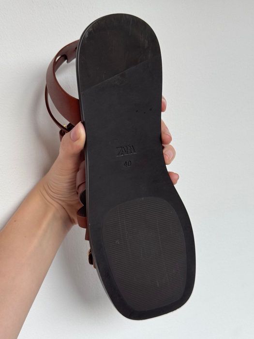 Шкіряні Сандалі ZARA