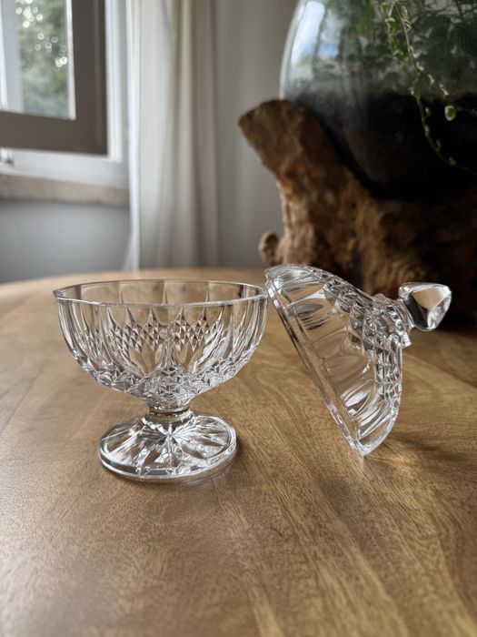 Taça/Coberta de Pé em Cristal Transparente
