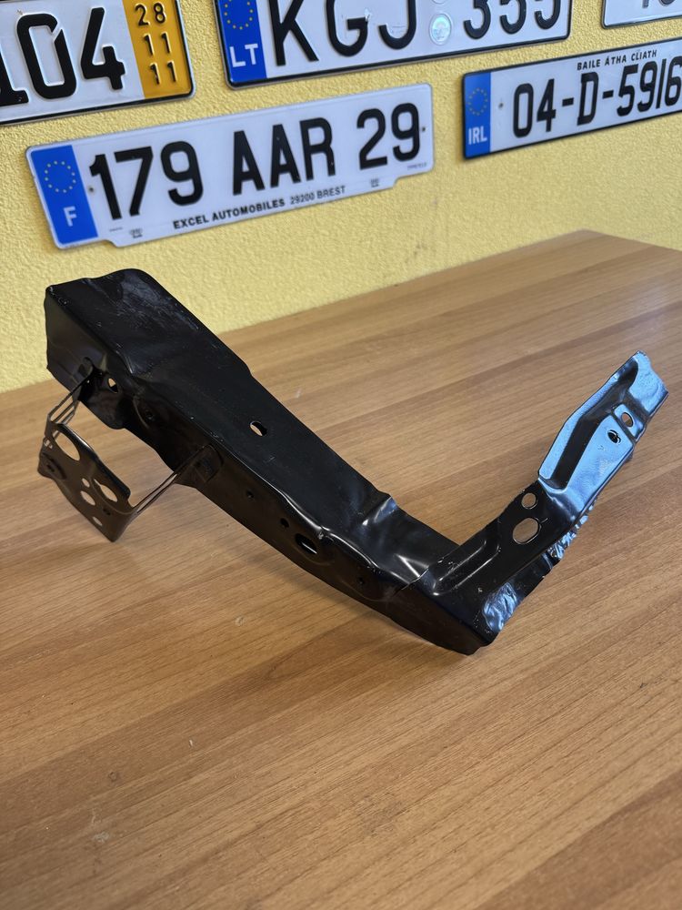 Супорт кронштейн панелі радіатора Mazda CX-5 2013-2016 KD5353140