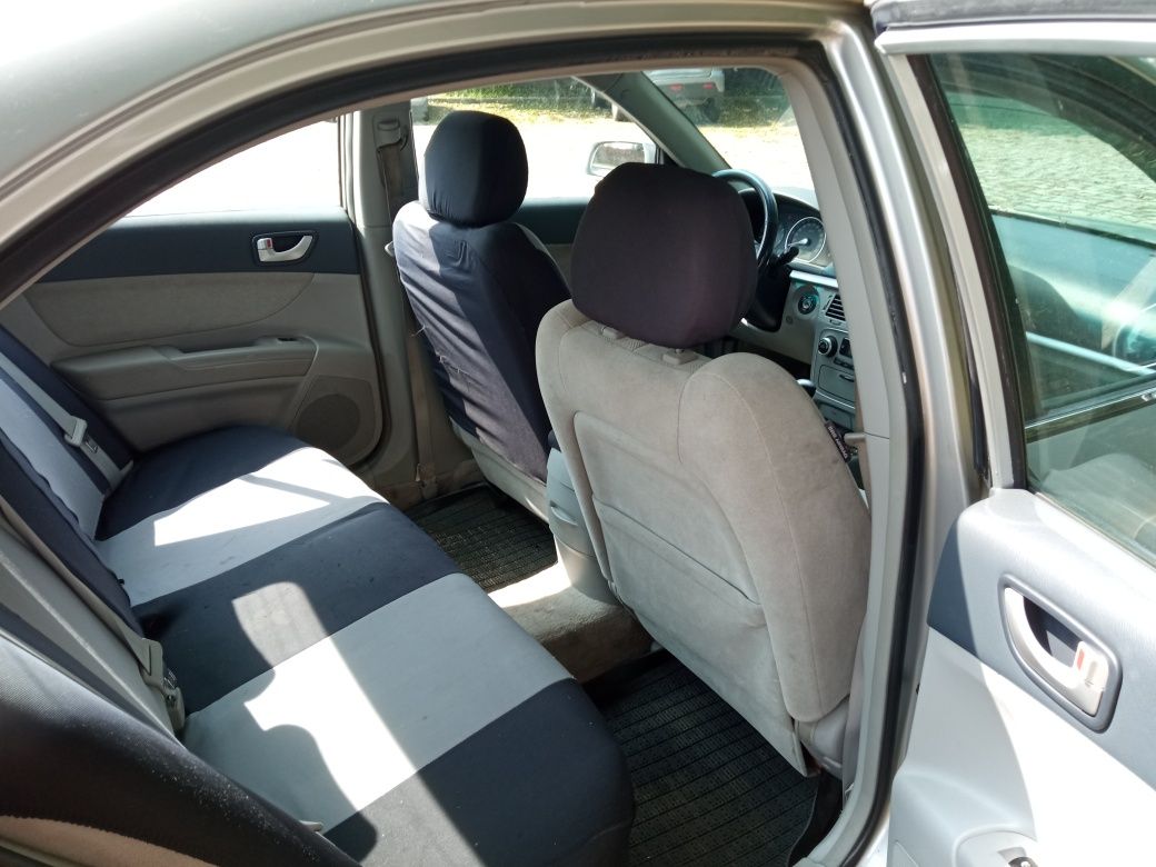 Hyundai Sonata 2,4