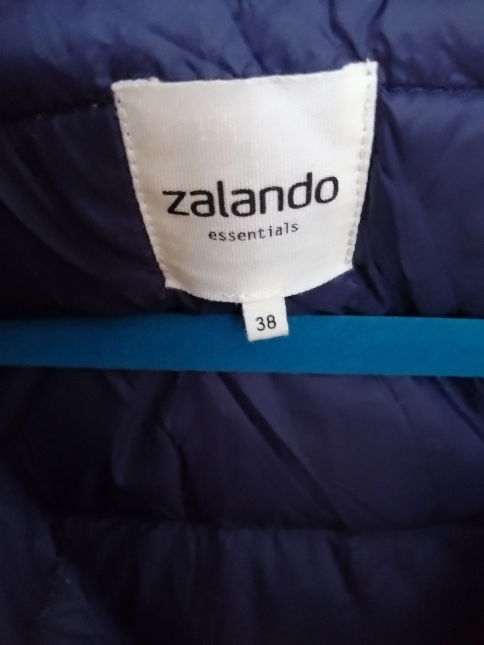 Kurtka z kapturem  pikowana, Zalando Essentials 38