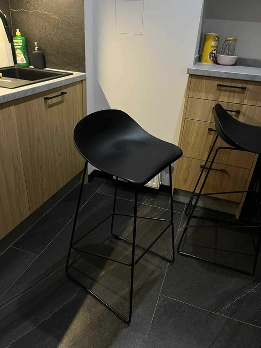 krzesło biurowe do kuchni hoker