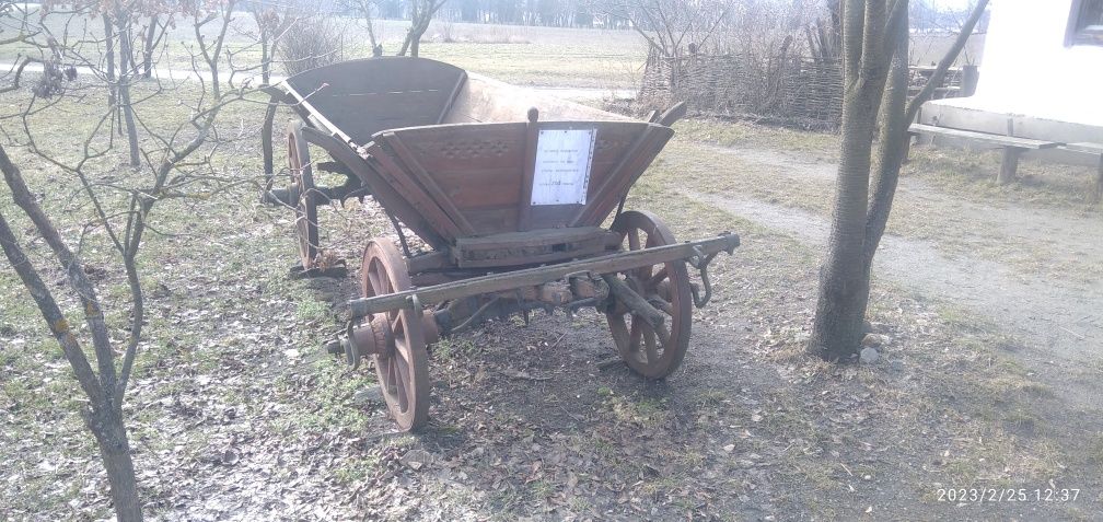 Продам дерев'яного воза