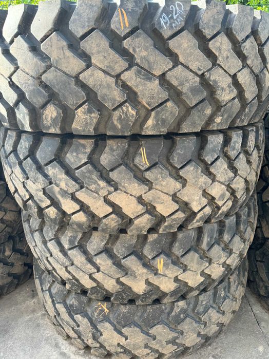 Вантажні шини CONTINENTAL 14.00 R20 HCS, 19-20мм, грузова резина