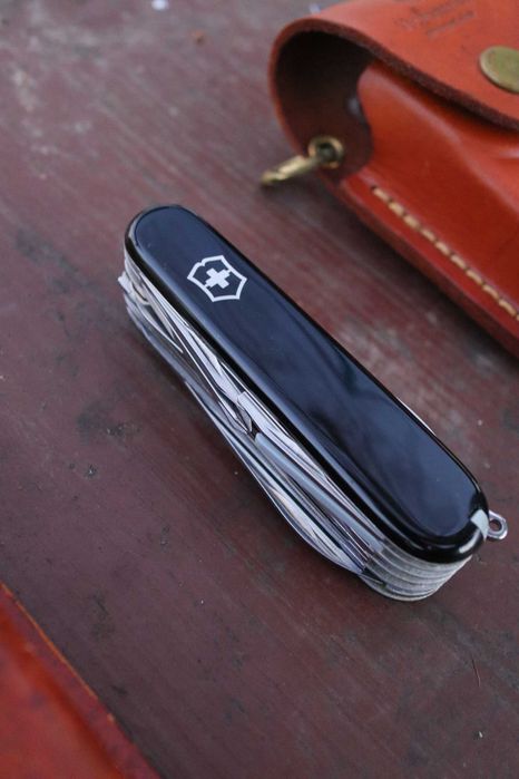 Victorinox Champion 91 mm, декілька штук в наявності