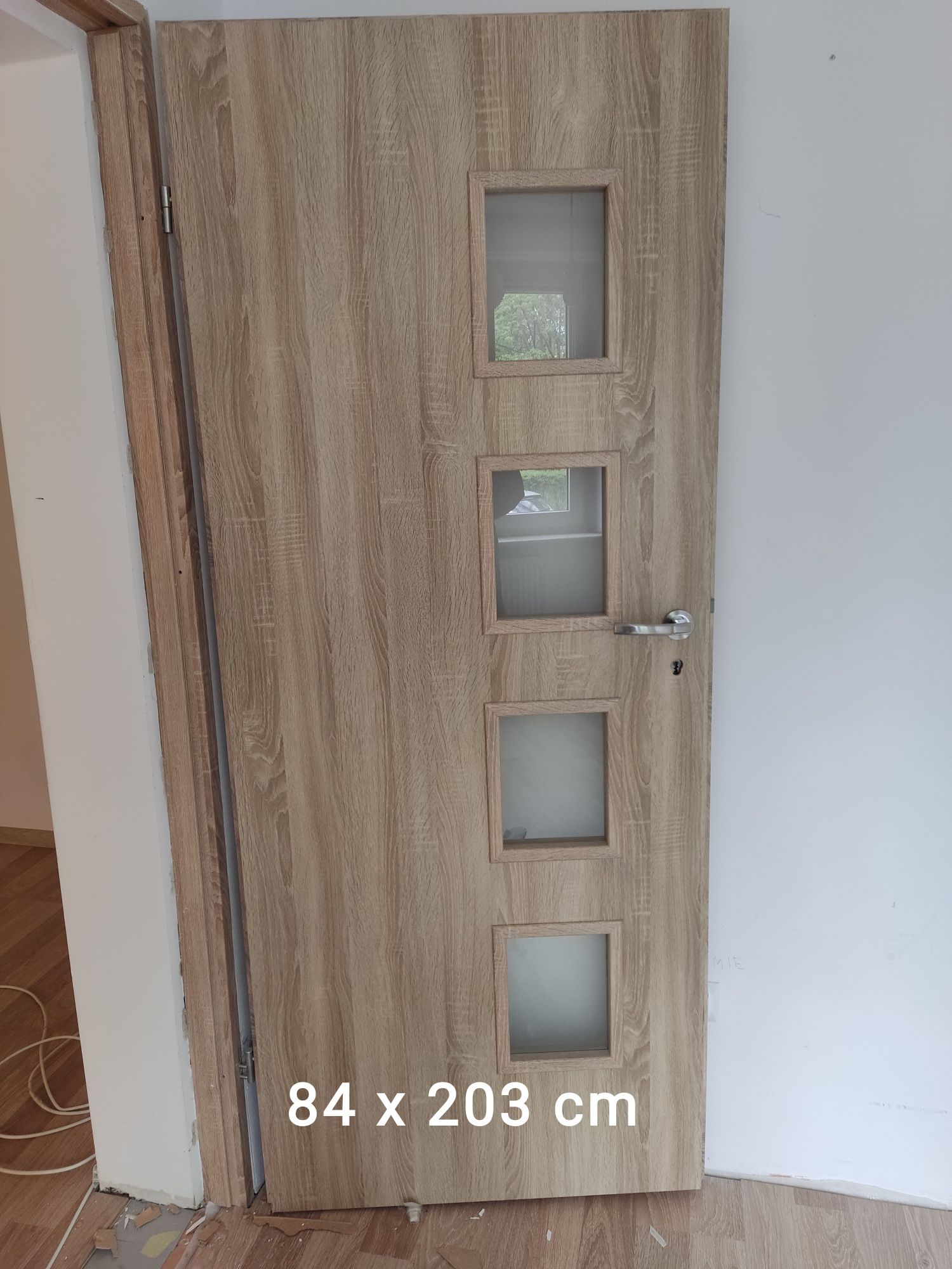 Drzwi wewnętrzne pokojowe 84x203 cm używane 2 sztuki prawe