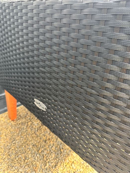 3-osobowa sofa ogrodowa z poduszkami, rattan PE, czarny