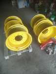 Felgi John D Fendt W13 R24 NOWE  otwór piasty 22cm 8szpilek