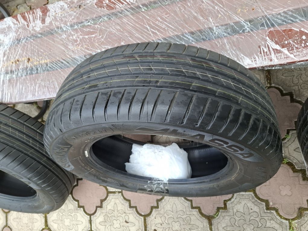 Шины Lassa Revola 215/60 R16 997  Турция