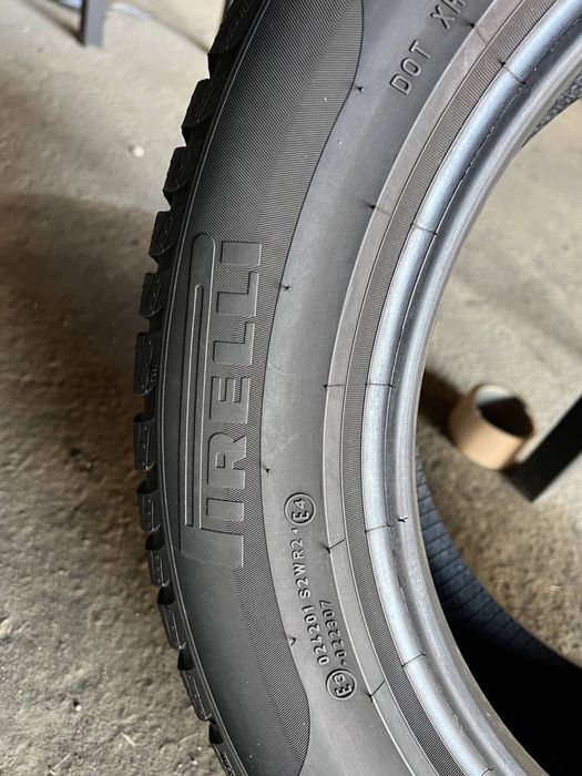 Шини 205/60 r16 96H Pirelli Sottozero 3 2020рік (749)