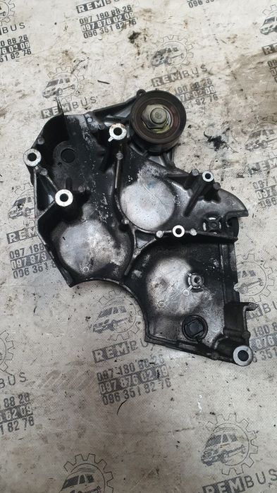 Кронштейн віскомуфти Audi a4 b5, a6 c5 2.5 tdi 059121313F