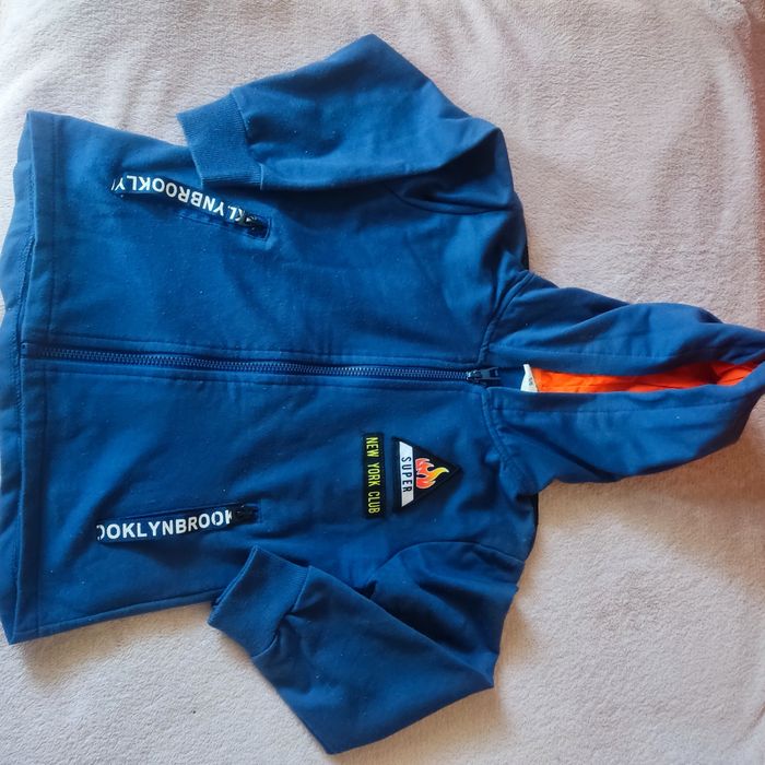 Bluza z plecaczkiem na 5-6 lat