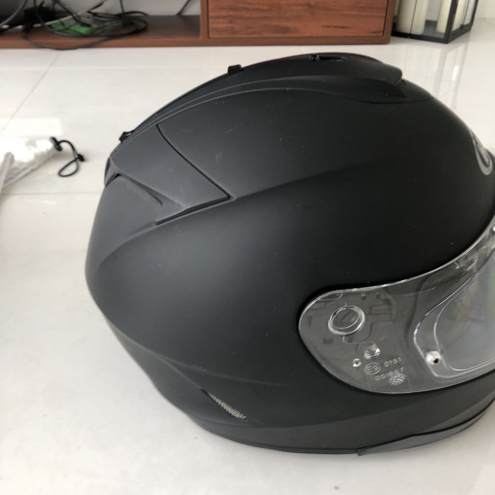 Kask na motor HJC XXL czarny IS-17