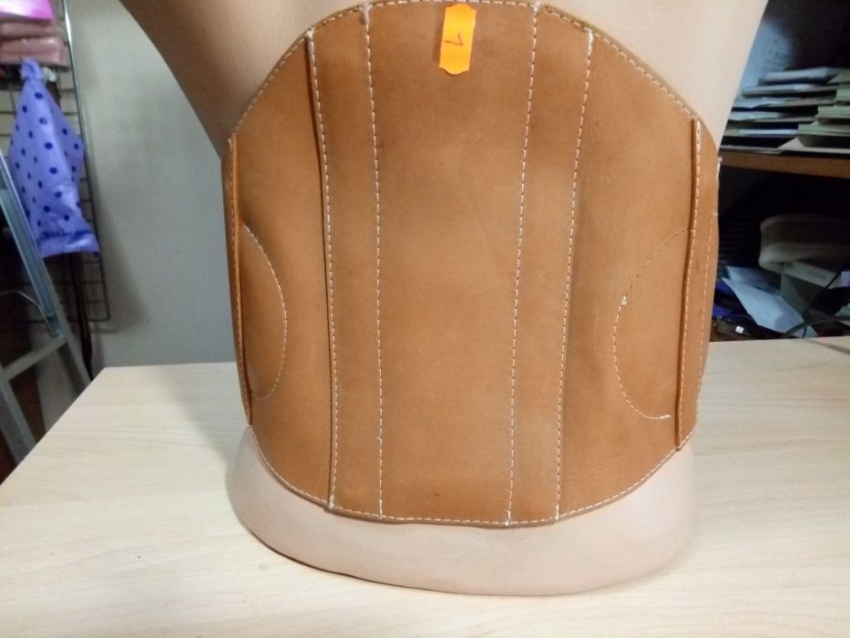 Продам корсет фіксуючий попереково-крижовий шкіряний елітний.