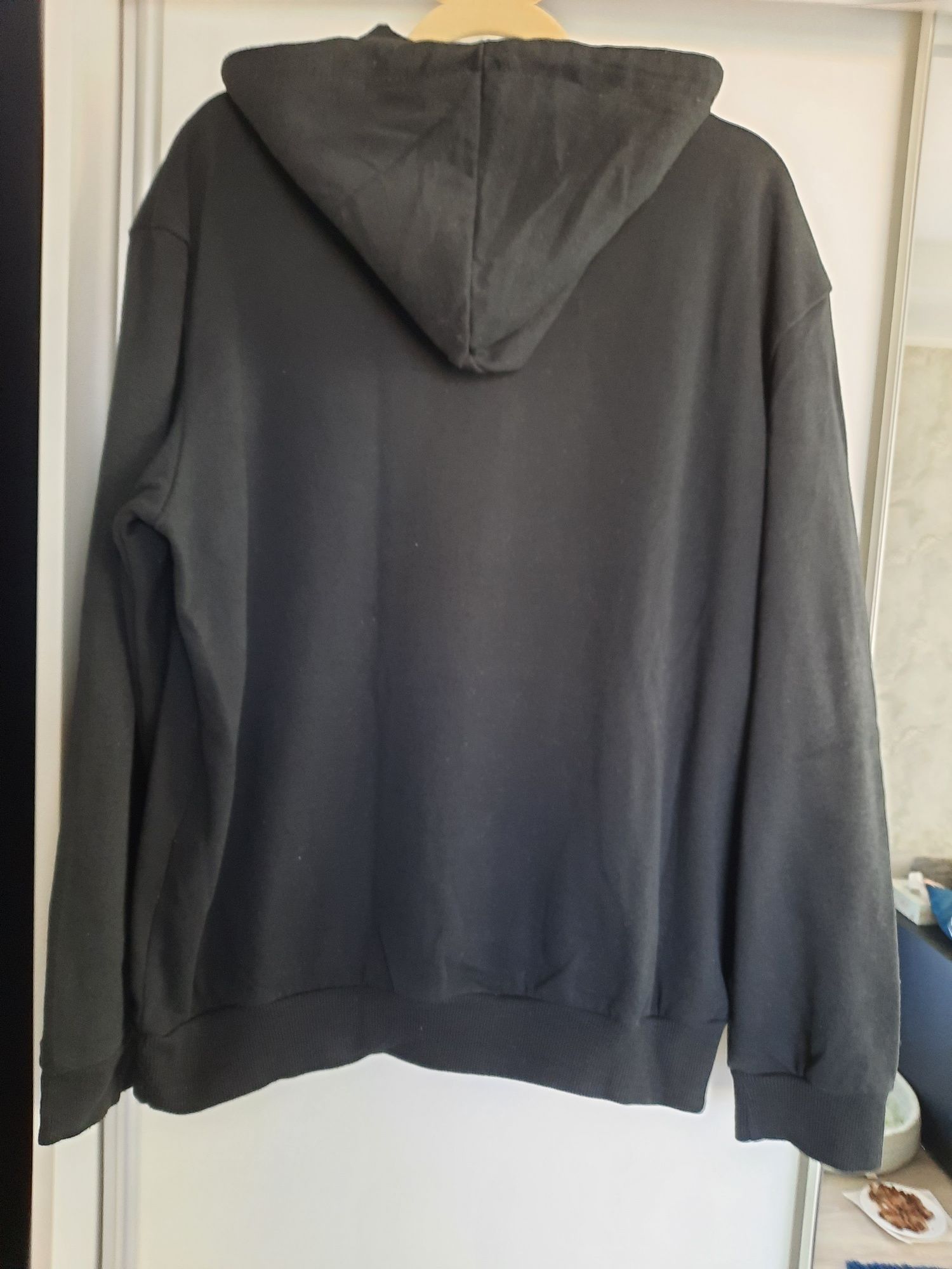 Bluza czarna męska Sinsay M