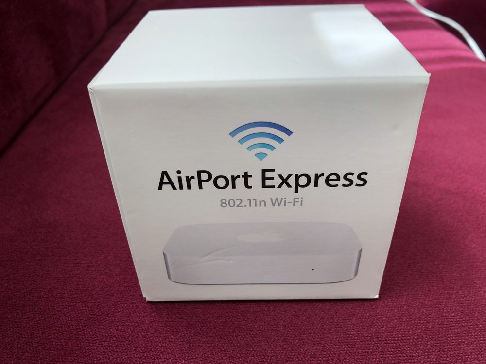 Маршрутизатор, роутер Apple AirPort Express