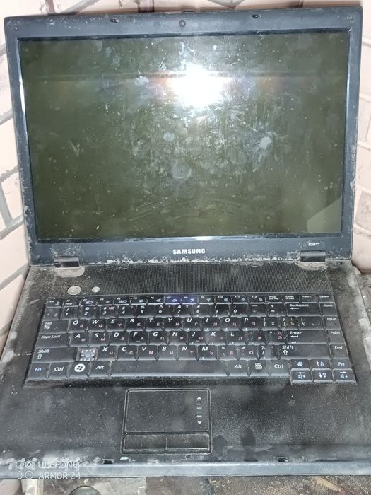 Ноутбук самсунг р8+на запчасти