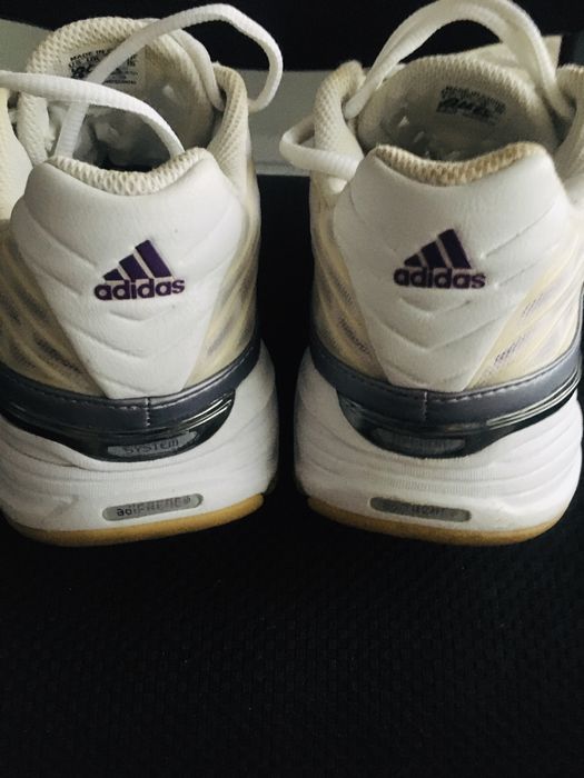 Женская обувь, кроссовки «Adidas”
