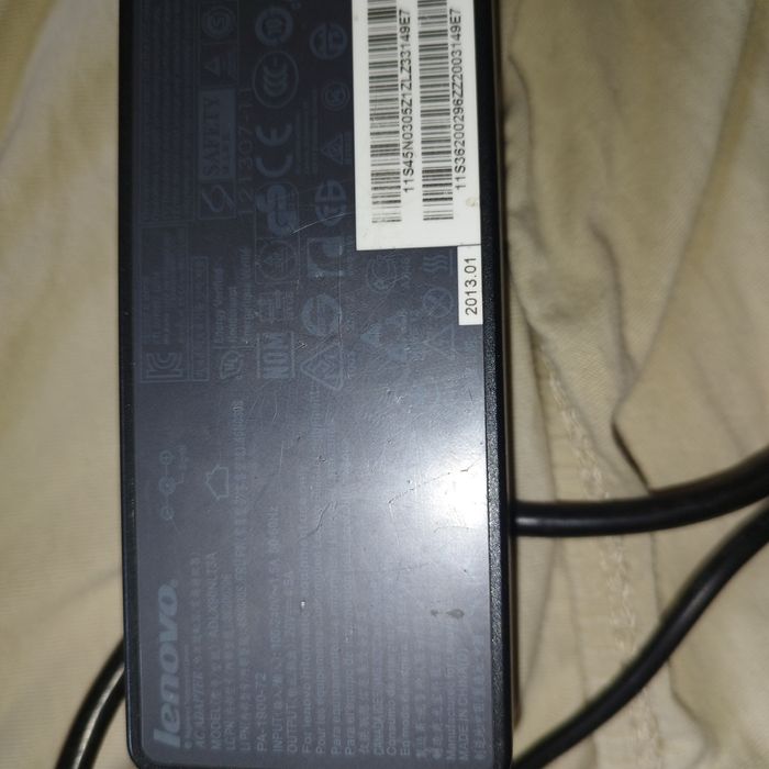 Зарядне до ноутбука model: ADLX90NLT3A