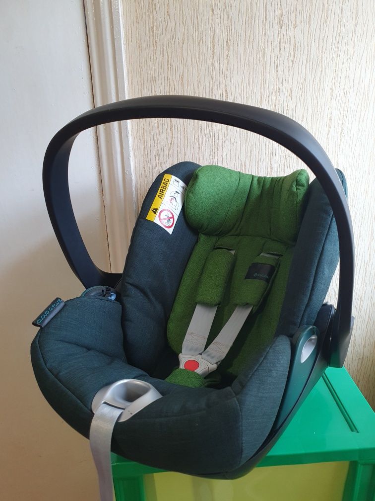 Автокрісло Cybex Cloud Q Plus Platinum