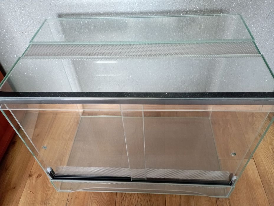 Terrarium Nowe 50/40/30 dla Gekona Węża i nie tylko
