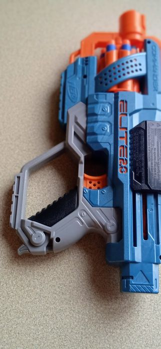 Пистолет -автоматНерф