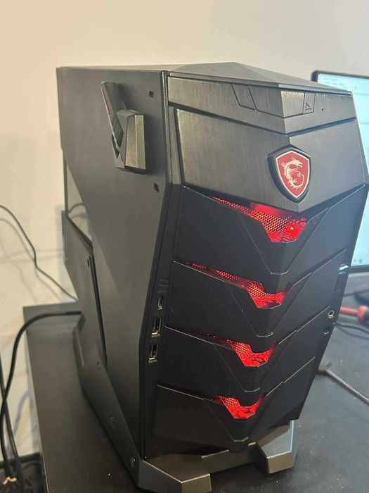 Komputer gamingowy MSI