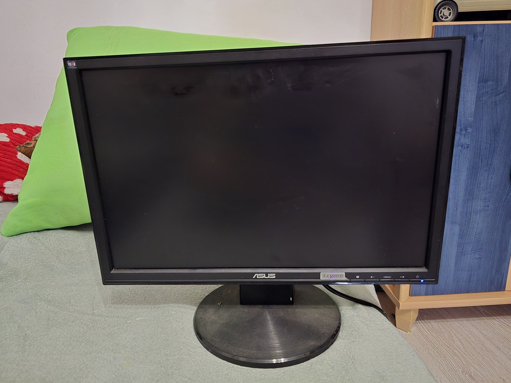 Monitor komputerowy Asus 17 całe