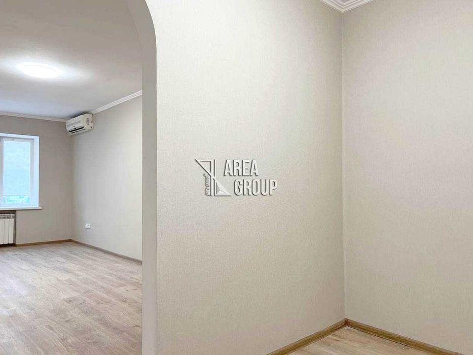 Центр! 1-кімнатна квартира-студія з ремонтом в самому центрі міста