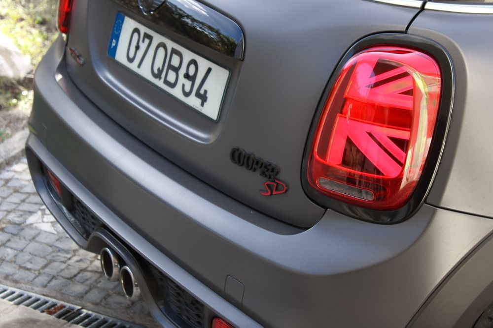 MINI Cooper SD Nacional F56 Revisões MINI (249€/Mês)