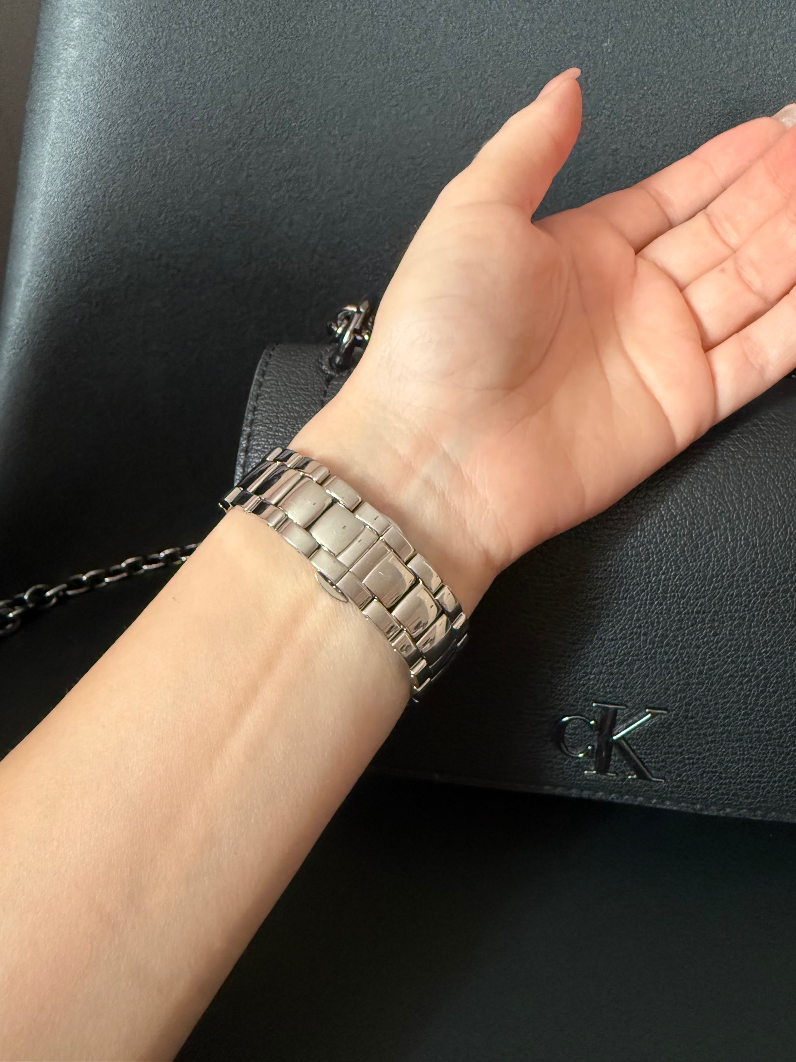 Часи жіночі оригінал Swarovski