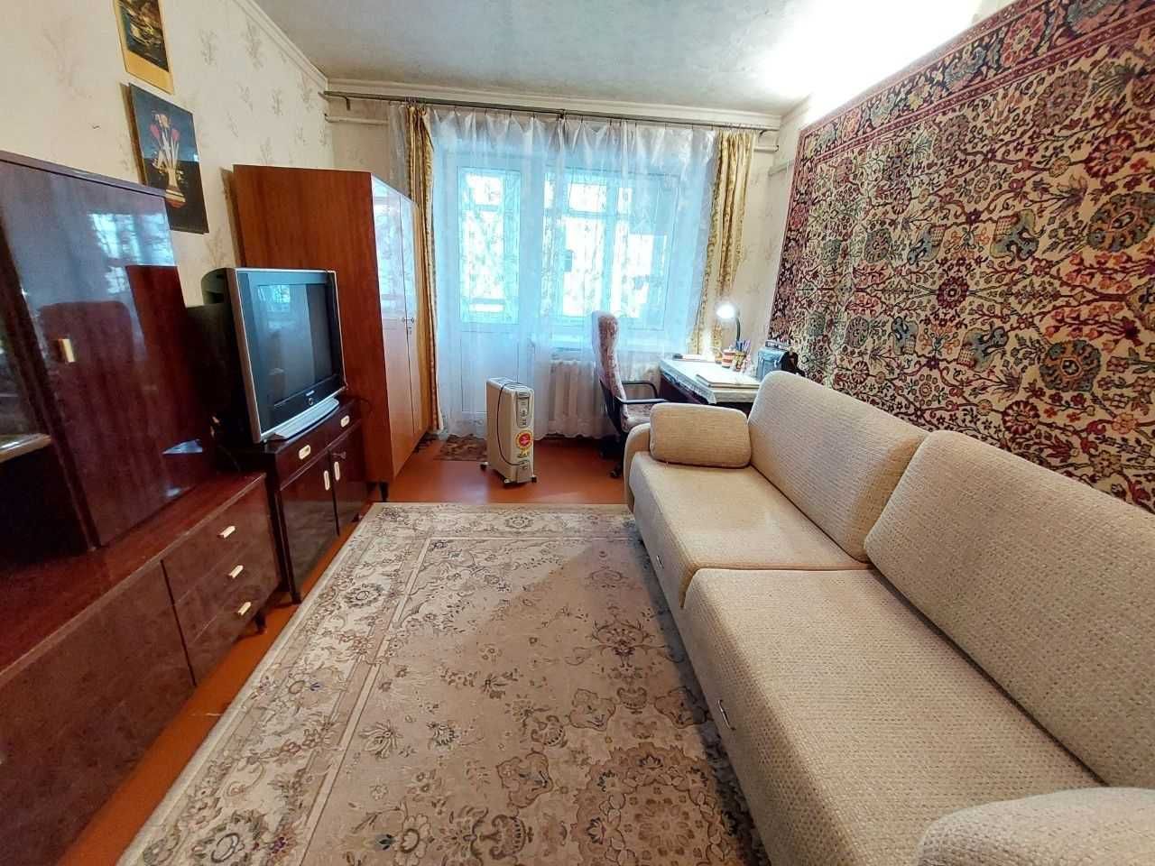 Срочно продам 2к.квартиру пр.Дмитра Яворницького 2 а!Центр!
