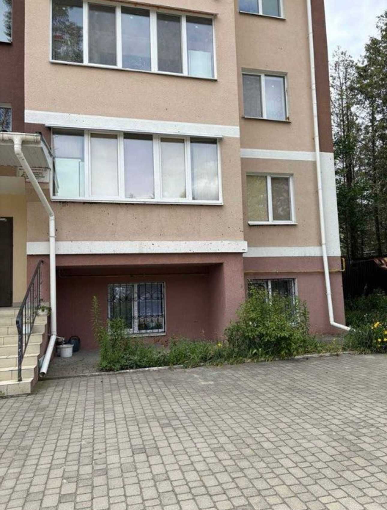 Продаж 2к квартири  з ремонтом біля Центрального Парку
