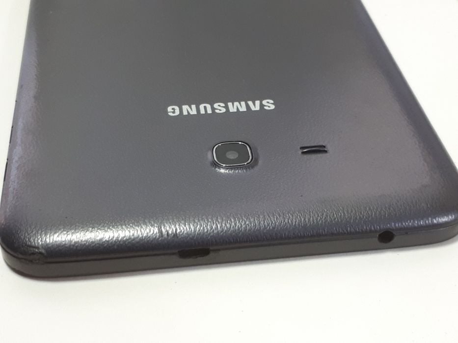 Планшет Samsung Tab 3 Lite