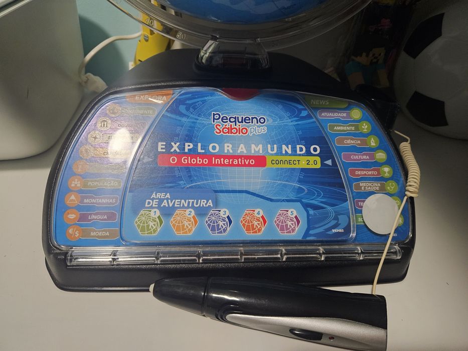 Globo de estudo interativo