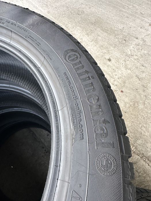 225/50/17 Continental Contin Winter Contact TS830P
