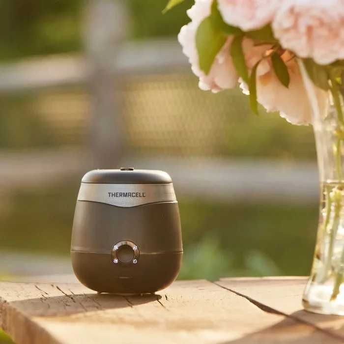 Пристрій від комарів Thermacell E90 Rechargeable Mosquito Repeller