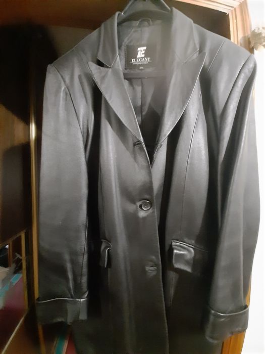 Продам женскую кожаную куртку