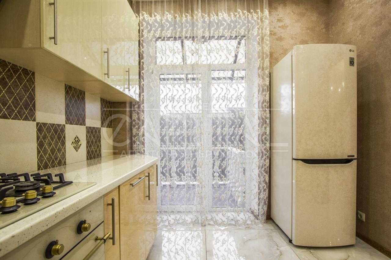 Продаж 2-поверхового будинку, 250 м2, с. Петропавлівська Борщагівка