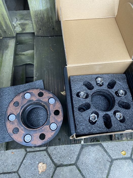 Колесные проставки 5-114.3