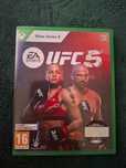 Sprzedam UFC 5 Xbox Series X
