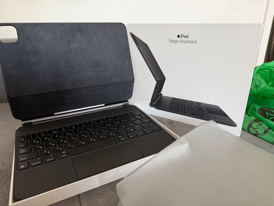 Apple Magic Keyboard — клавіатура для iPad Pro / Air, стан відмінний