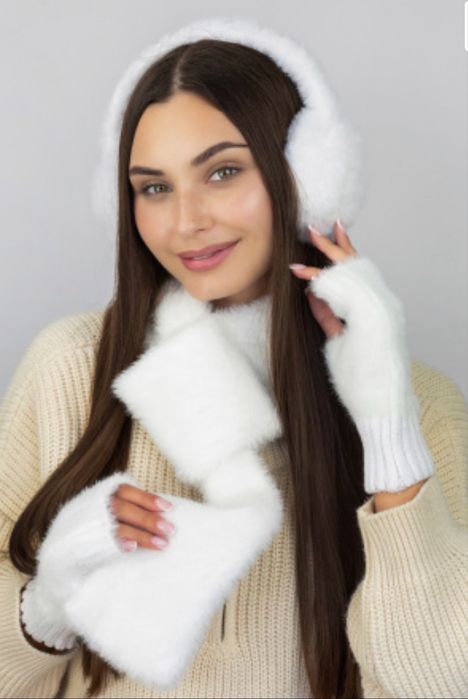 Комплект шарф рукавички вушка