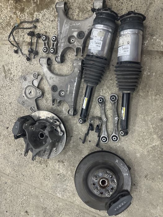 Амортизатор задня стойка tesla S рест