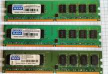 Pamięć komputerowa DDR2 2 GB i 1 GB